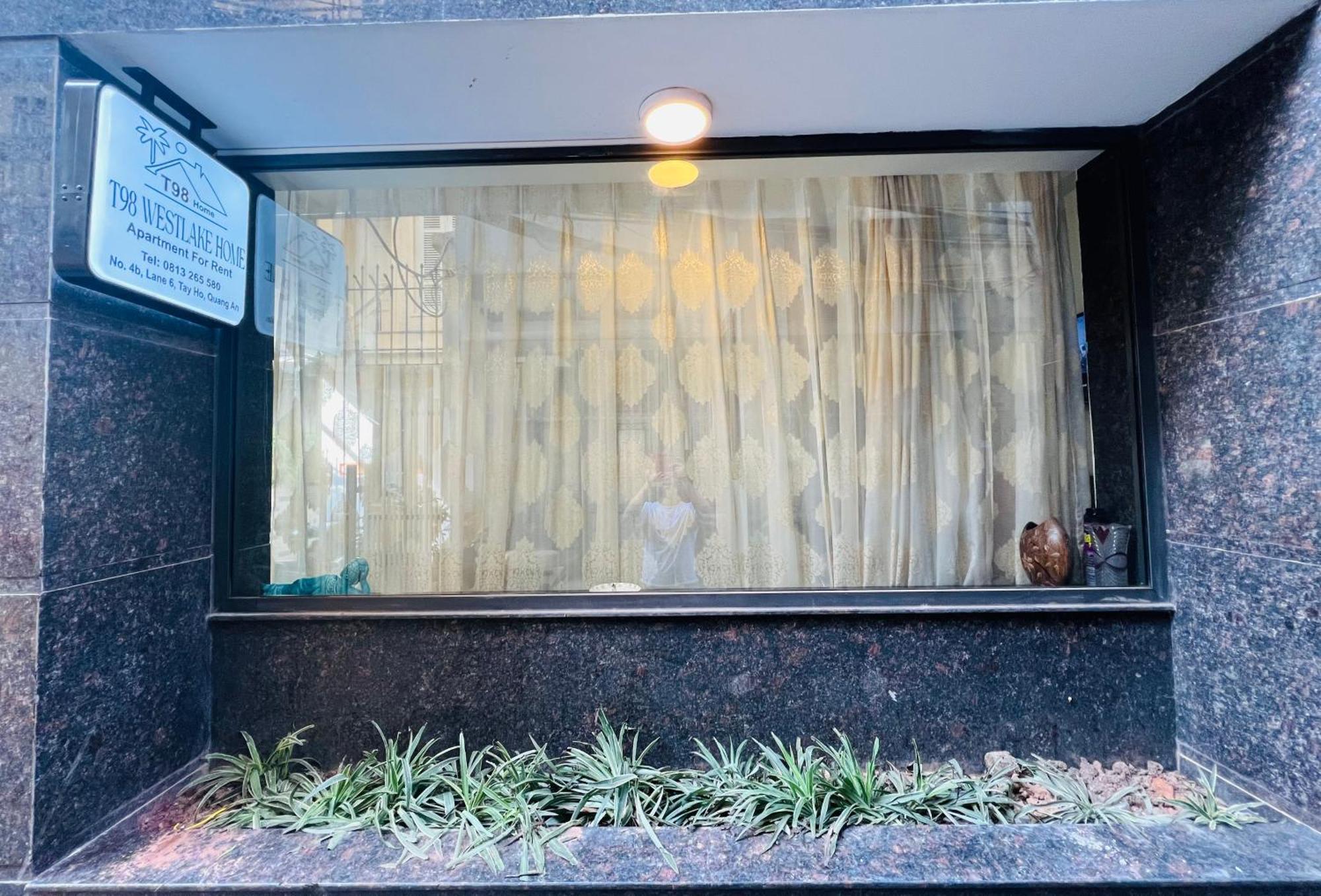 T98 Westlake Quang An - Tay Ho Center Garden View Studio! Hanoi Exterior photo